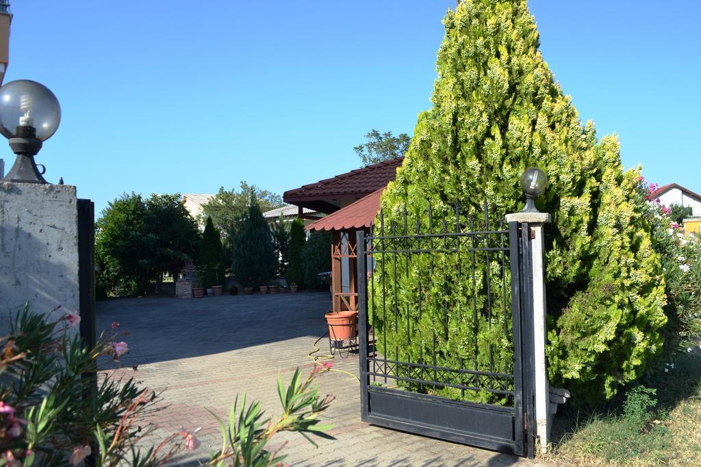 Apartments Elizabet Dojran Екстер'єр фото